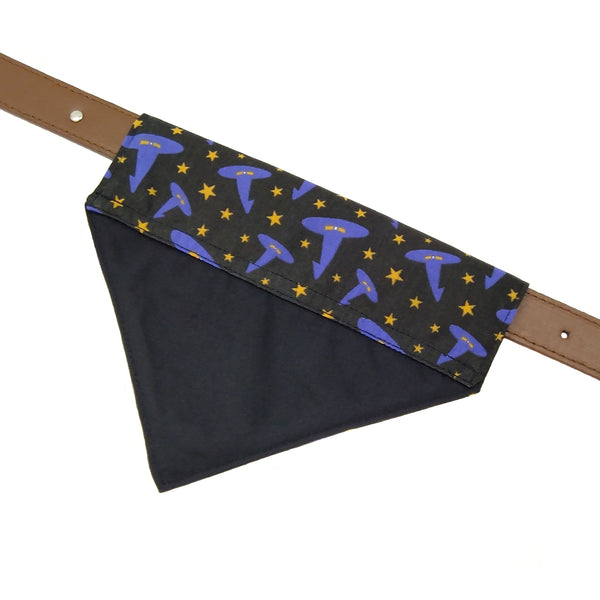 Black and purple witches hats lined dog bandana on collar