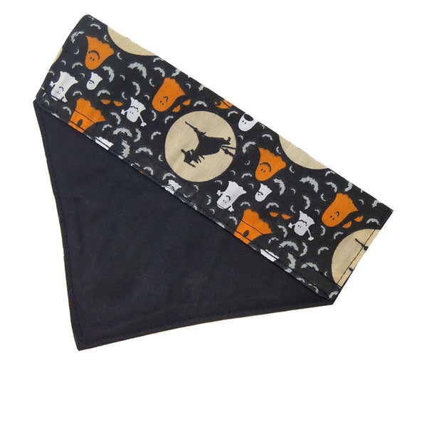 black halloween witches dog bandana with black lining