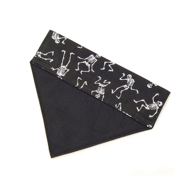 black lined skeletons dog bandana from rear