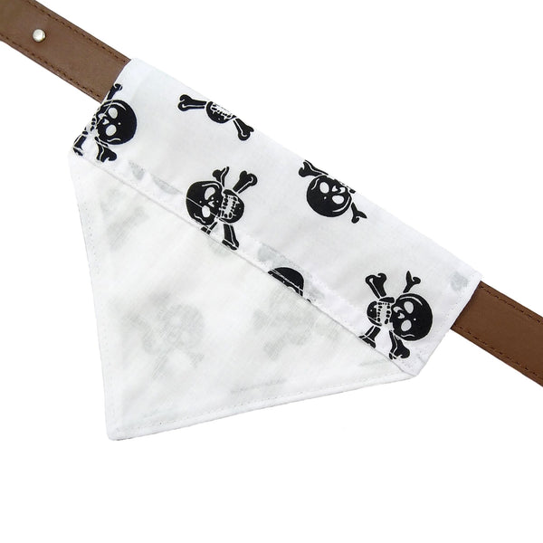 skulls dog bandana on collar with white lining